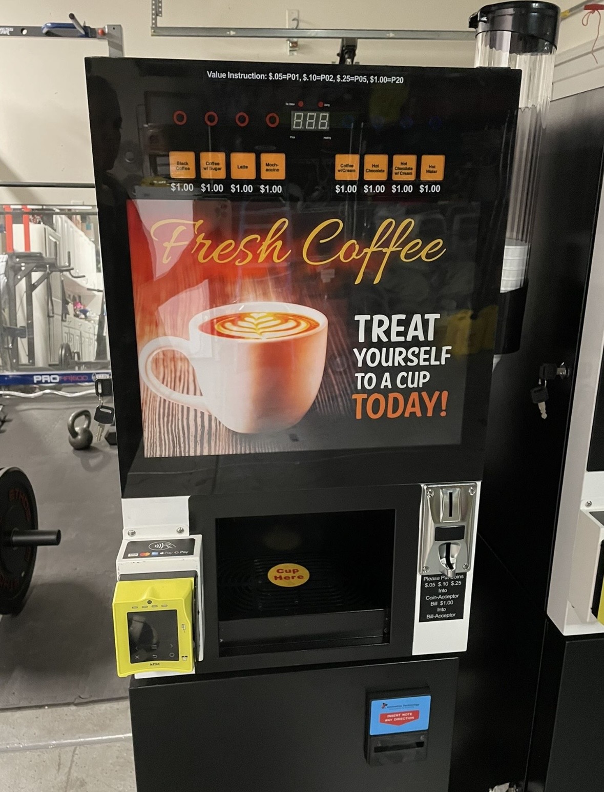 Fresh coffee vending machine with tap-to-pay terminal